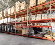 重型仓储货架*常见的是哪几种颜色？