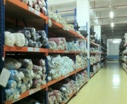 服装行业仓库品种繁多，怎么选择合适货架